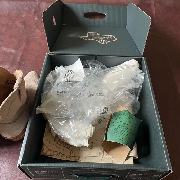 Tecovas “Lucy” boot - Picture 7 of 9